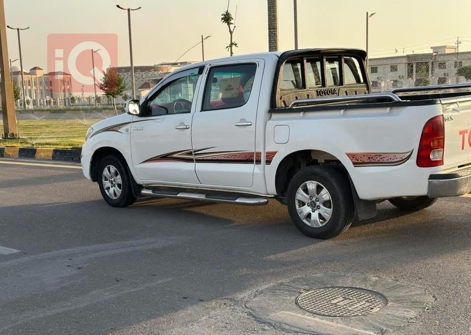 تويوتا هايلوكس